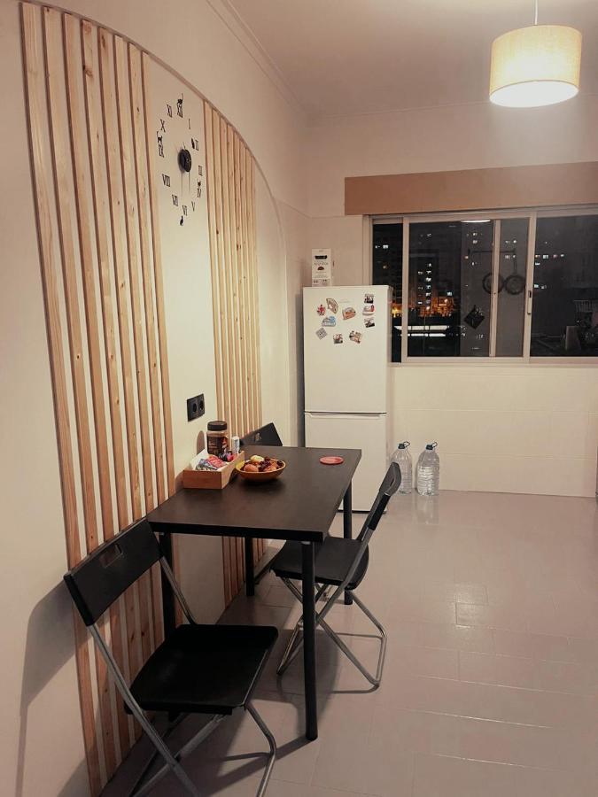 Rooms 10 Mins Walk From Train Station! Agualva-Cacem Ngoại thất bức ảnh