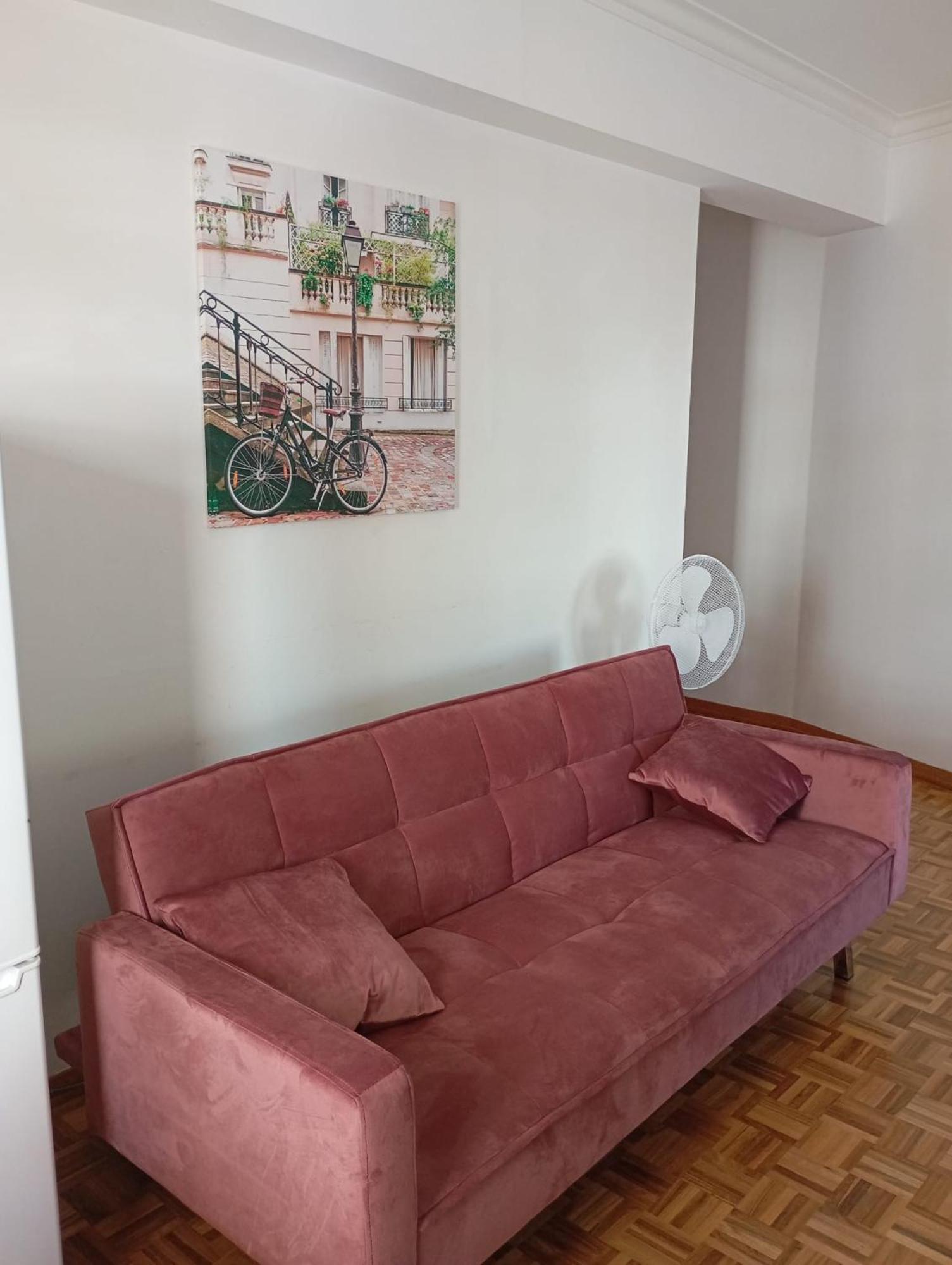 Rooms 10 Mins Walk From Train Station! Agualva-Cacem Ngoại thất bức ảnh
